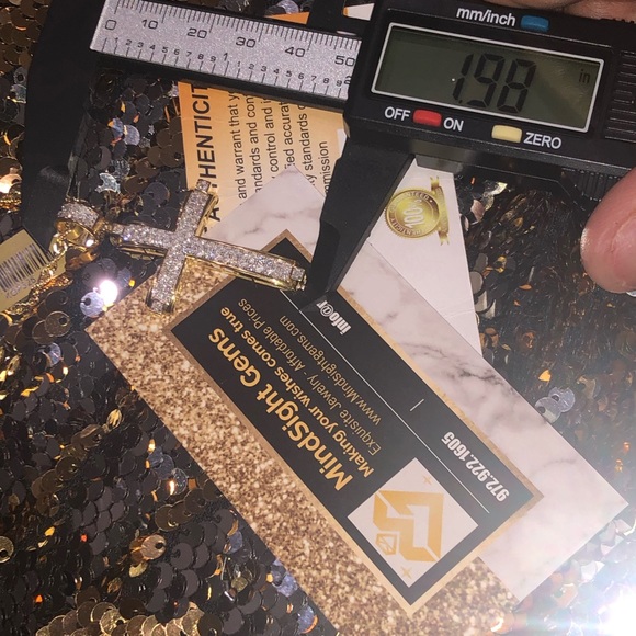 10k solid gold, real diamond cross, genuine diamond, free appraisal NOT plated! - Picture 4 of 9